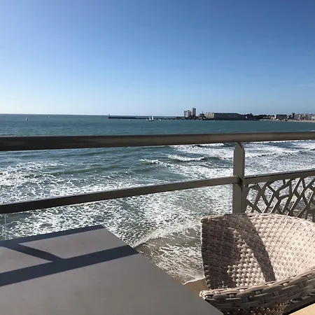 Hotel&spa Les Roches Noires 3*