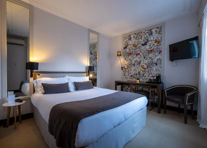 & Les Roches Noires 3* Les Sables-dʼOlonne