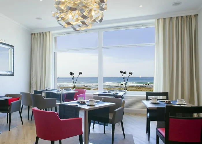 & Les Roches Noires 3* Les Sables-dʼOlonne