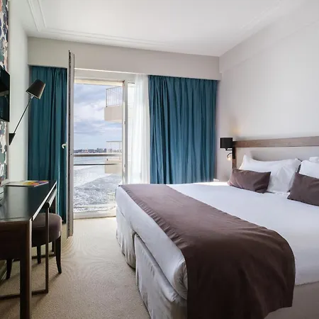 Hotel Hotel&spa Les Roches Noires 3*