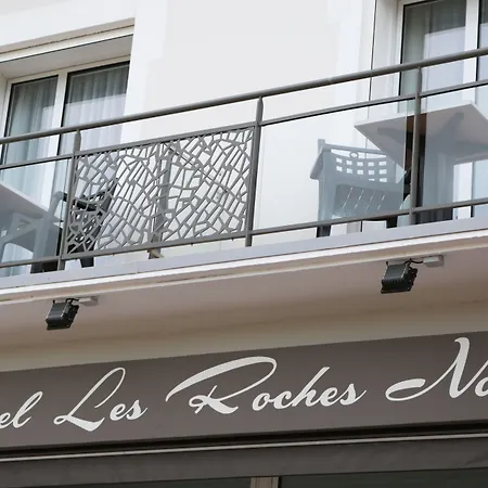 & Les Roches Noires ホテル レ・サ​​ーブル・ドロンヌ