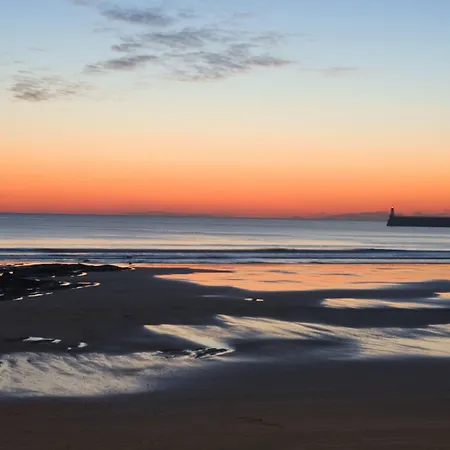 & Les Roches Noires Hotel