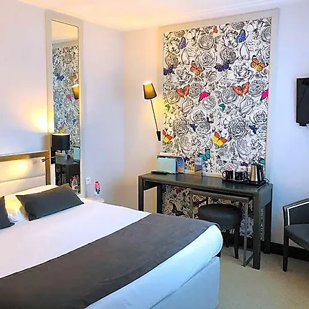 Hotel & Les Roches Noires