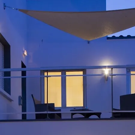 & Les Roches Noires ホテル レ・サ​​ーブル・ドロンヌ