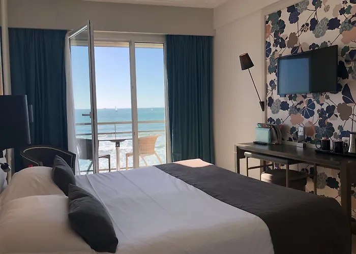 Hotel&spa Les Roches Noires 3* Les Sables-dʼOlonne