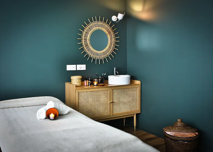 Hotel&spa Les Roches Noires 3*