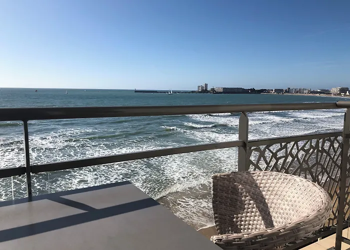 Hotel&spa Les Roches Noires 3*