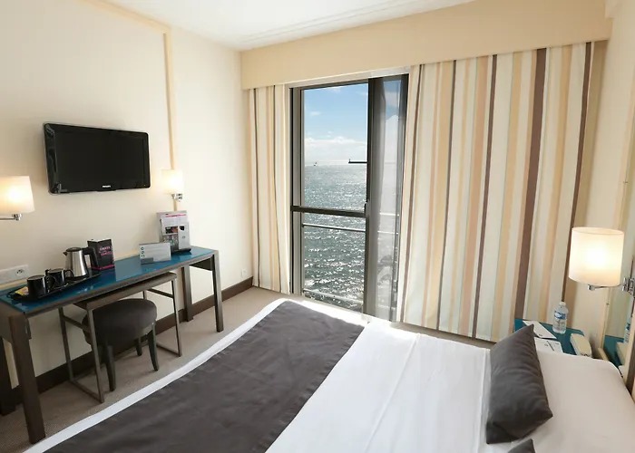 Hotel&spa Les Roches Noires 3* Les Sables-dʼOlonne