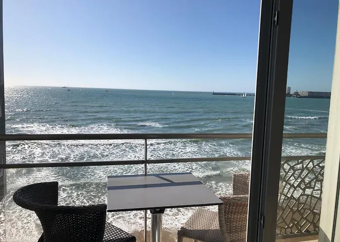 Hotel&spa Les Roches Noires 3*